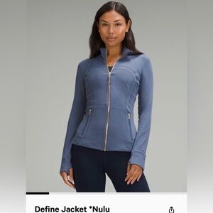 LULU LEMON DEFINE JACKET IN SHADE BLUE / GOLD ZIPPER / SIZE 6 / NEW W/O TAG